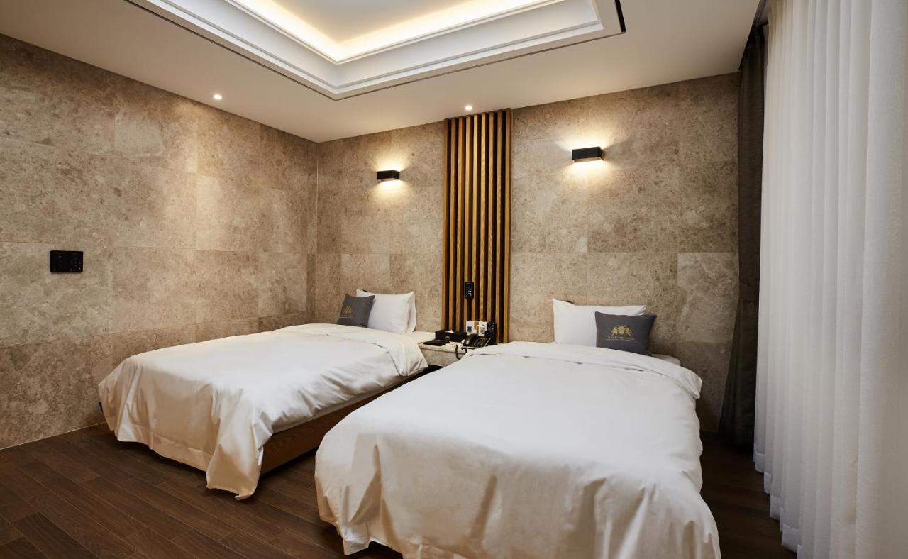 Noble Stay Hotel Gwangju Metropolitan City Exterior photo